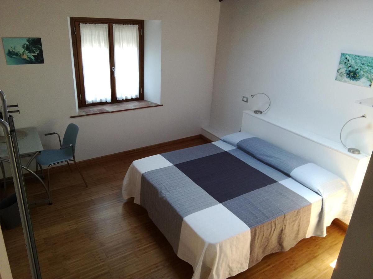 B & B Via Di Mezzo Coreglia Antelminelli Екстериор снимка