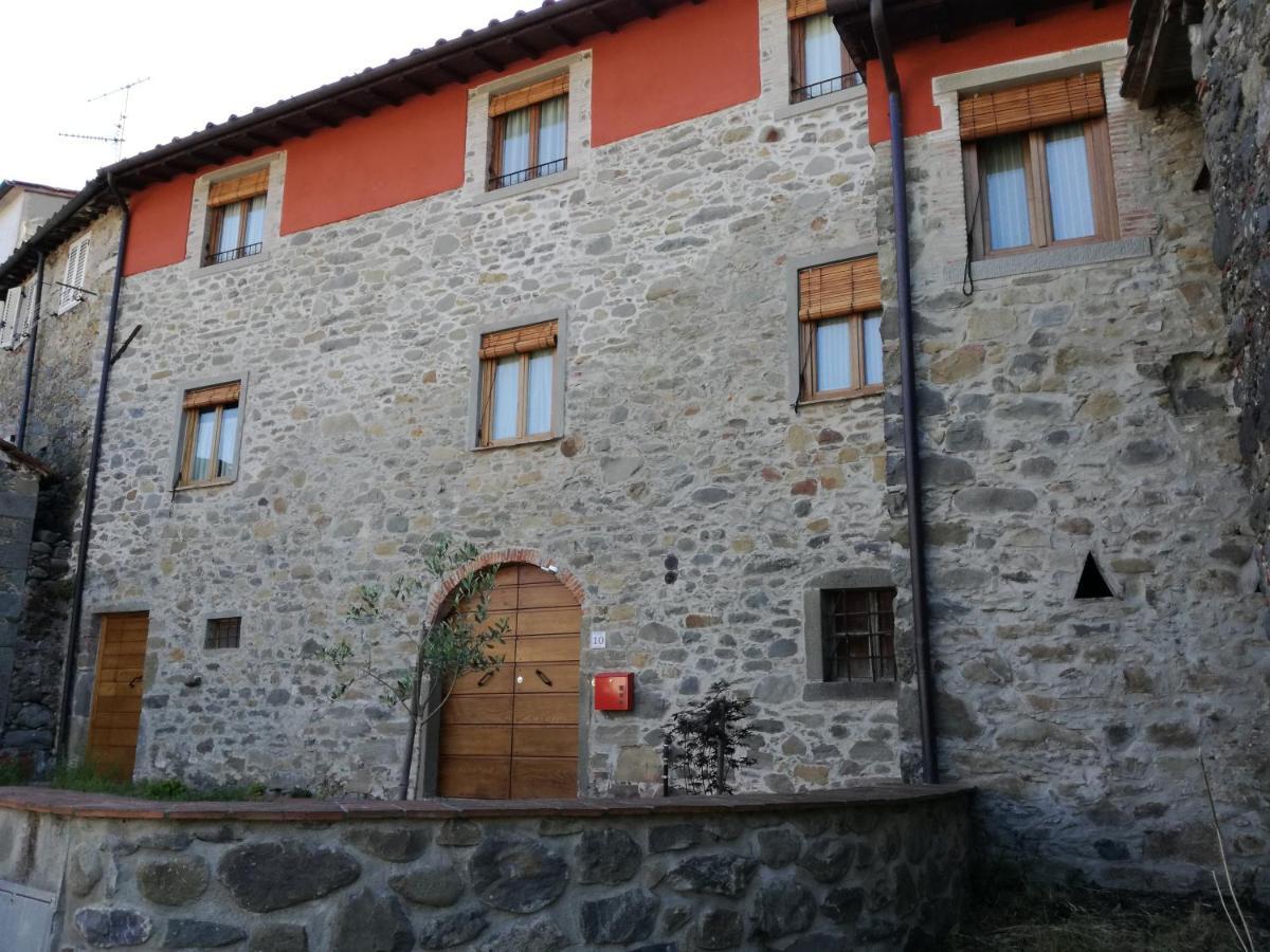 B & B Via Di Mezzo Coreglia Antelminelli Екстериор снимка