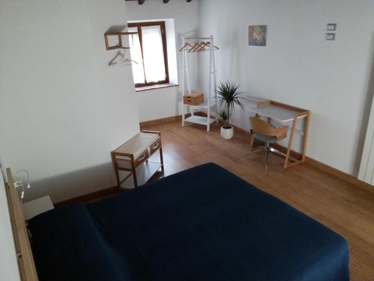 B & B Via Di Mezzo Coreglia Antelminelli Екстериор снимка